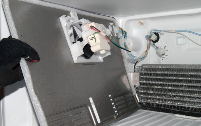 How To Fix Frigidaire Refrigerator Vibrating Noise?
