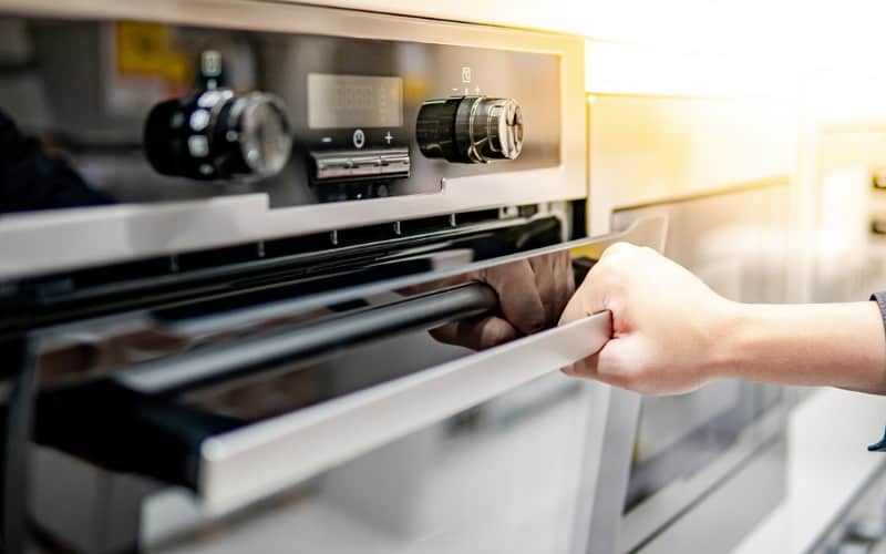 Why Kenmore Oven Handle Falls Off. Why It Happens And How To Fix?