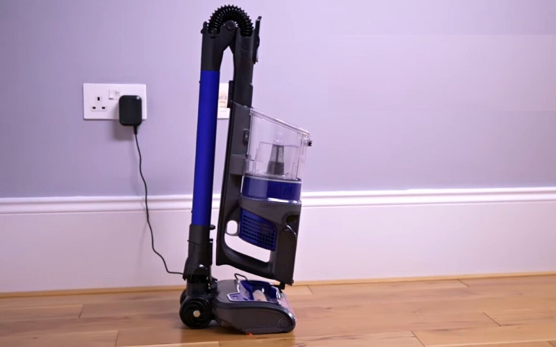 Flashing Lights on a Shark Vacuum: Troubleshooting Guide