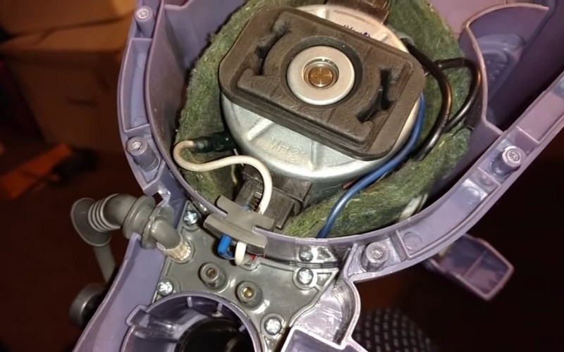 Flashing Lights on a Shark Vacuum: Troubleshooting Guide