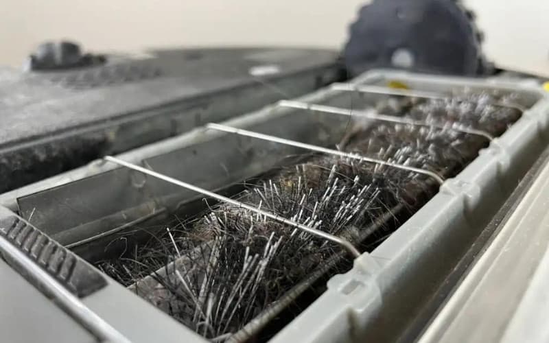 Why Roomba Brushes Is Not Spinning? Troubleshooting Guide