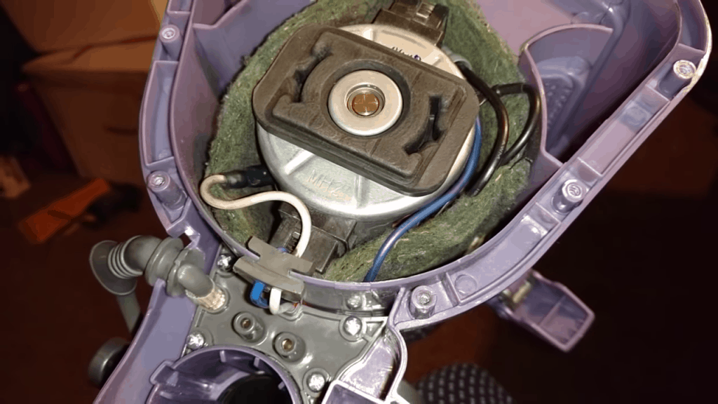 Why Shark Vacuum Brush Roll Indicator Light Is Not On