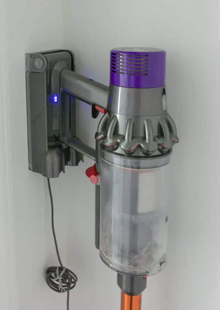 Why Is Dyson Vacuum Not Holding A Charge?