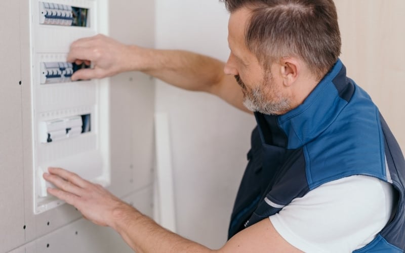 Why Nutone Bathroom Fan and Light Stopped Working? &#8211; Troubleshooting Guide