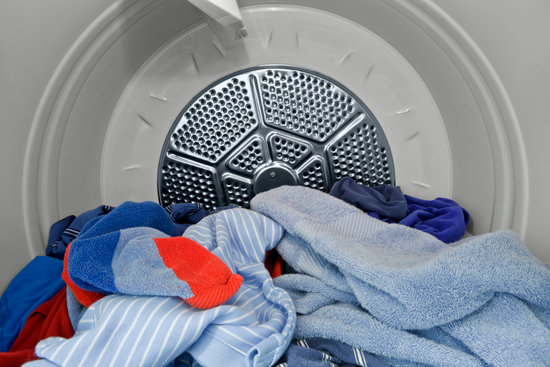 What causes clothes to shrink in the dryer? How to prevent it?