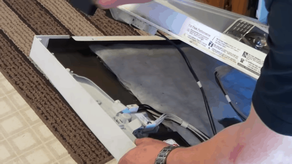Dishwasher&#8217;s Door Latch Stuck Closed &#8211; How To Fix It