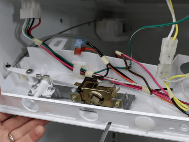 5 Reasons Why Whirlpool Fridge Is Not Cooling