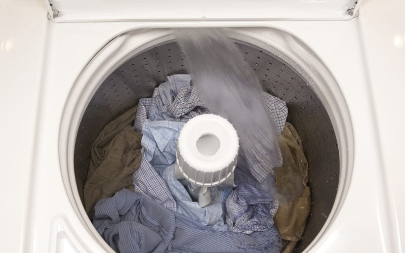 Why Are Clothes Wrapped Around an Agitator?