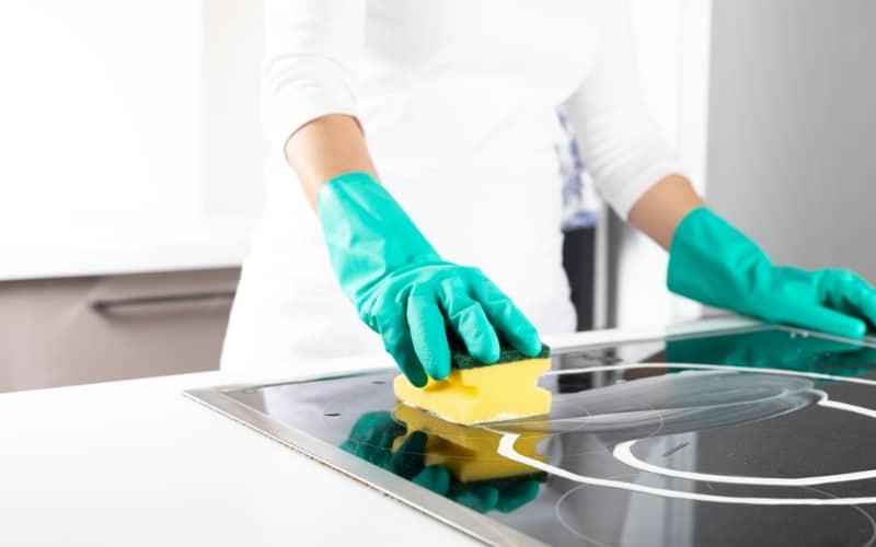 What Are Gas Vs Electric Stove Monthly Costs?