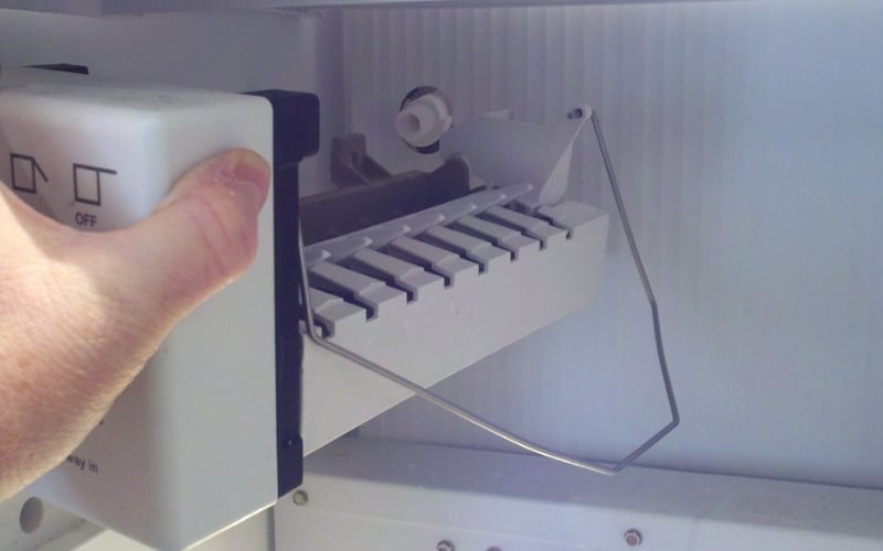 Why GE Ice Maker Squealing? &#8211; Troubleshooting Guide