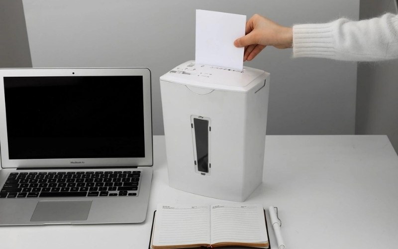 How To Use a Paper Shredder?