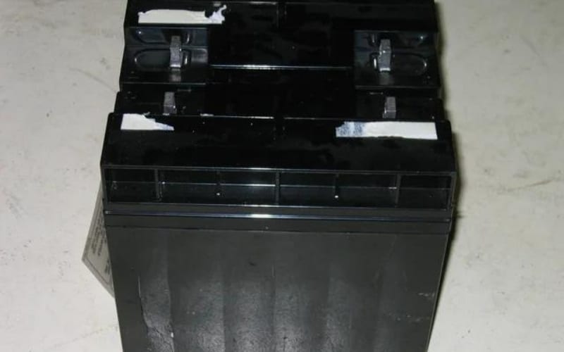 Why UPS Battery Backup Is Leaking? &#8211; Troubleshooting Guide