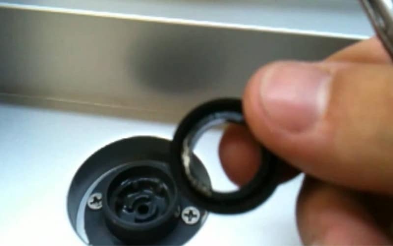 How To Fix Coffee Maker Leaking From Bottom?